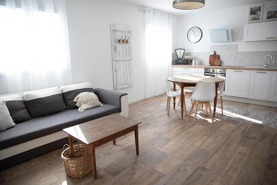 Superbe Appartement - L'Escapade Onzain Exterior photo