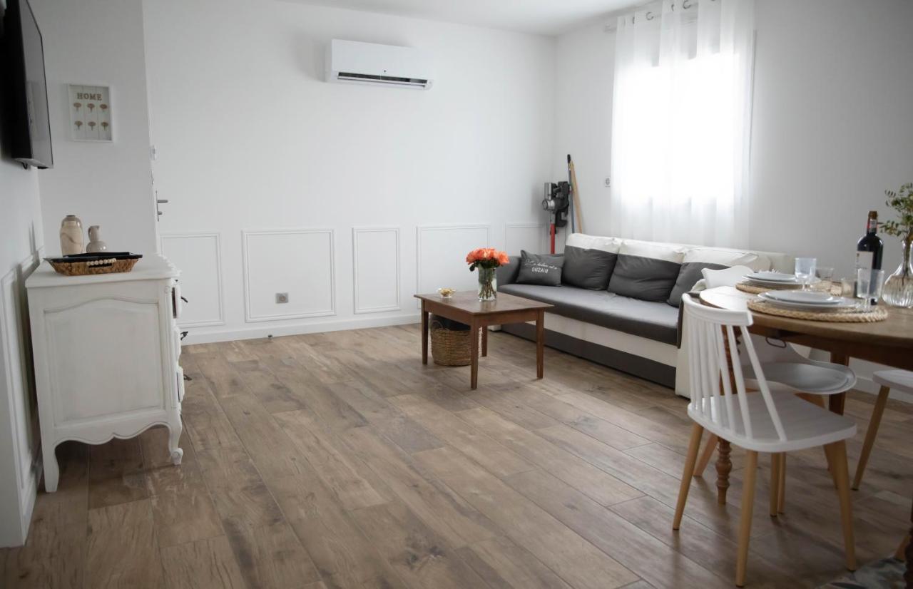 Superbe Appartement - L'Escapade Onzain Exterior photo
